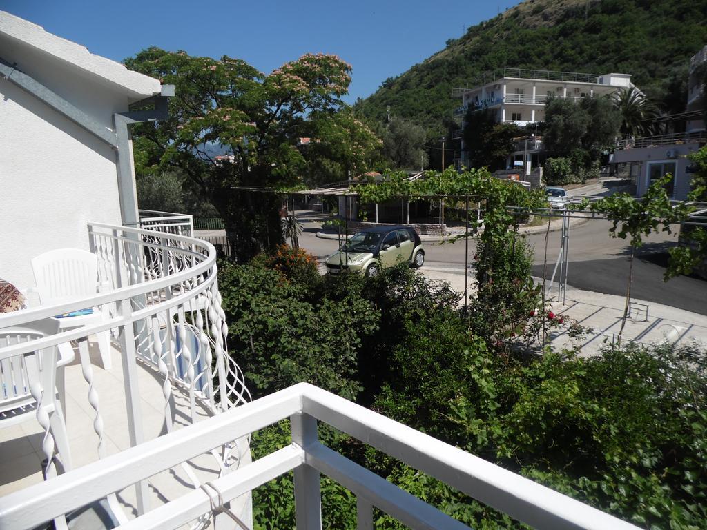 Apartments Slavica Jovanovic Sveti Stefan Oda fotoğraf