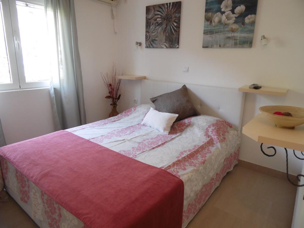 Apartments Slavica Jovanovic Sveti Stefan Dış mekan fotoğraf