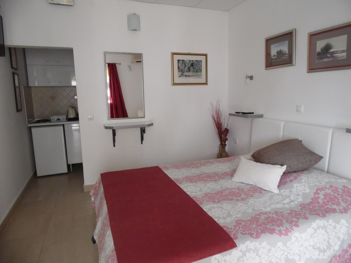 Apartments Slavica Jovanovic Sveti Stefan Dış mekan fotoğraf